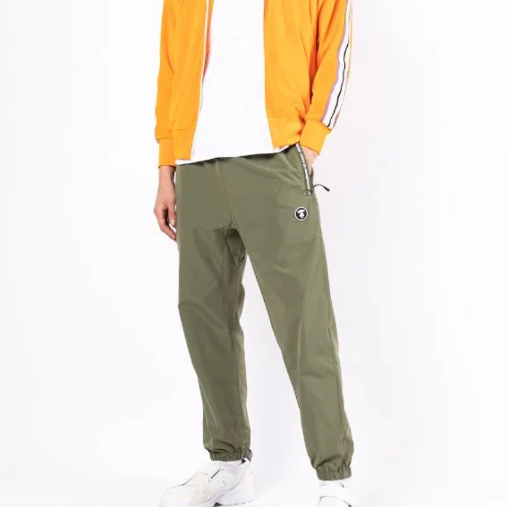 AAPE BY *A BATHING APE® Logo-Patch Pants